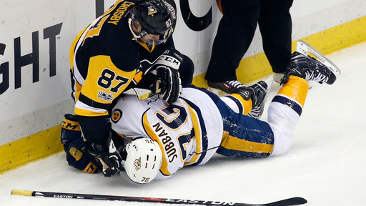 Crosby doing it all again as Penguins close in on Cup